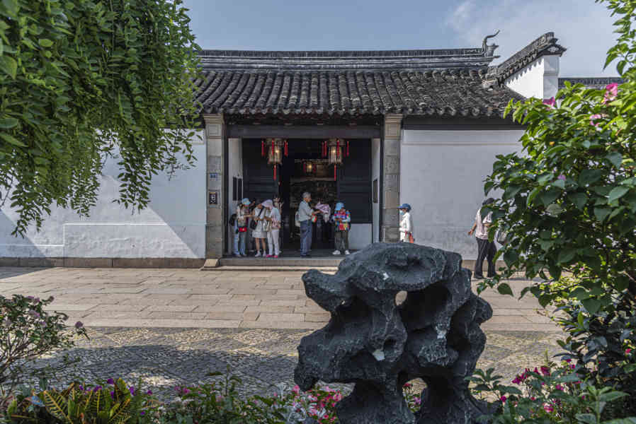 China - Suzhou 41 - Jardín del Pescador.jpg